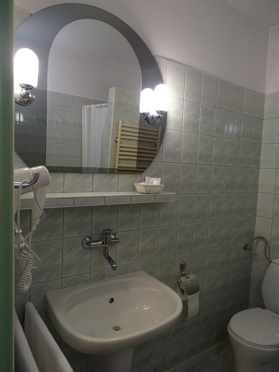 Motel 2000 Стеншев Екстериор снимка
